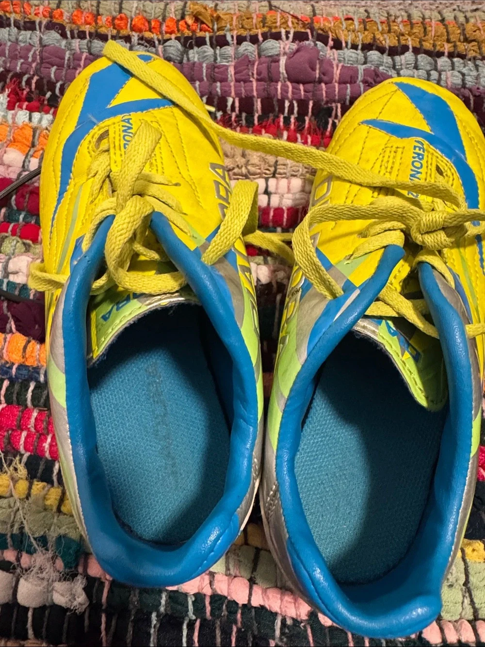 Diadora Kids Yellow and Blue Soccer Cleats